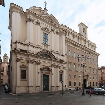 History And Modernity Meet By FromhometoRom Exterior foto